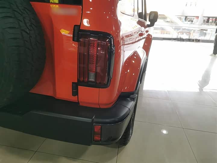 Фото 8 - Tank 300