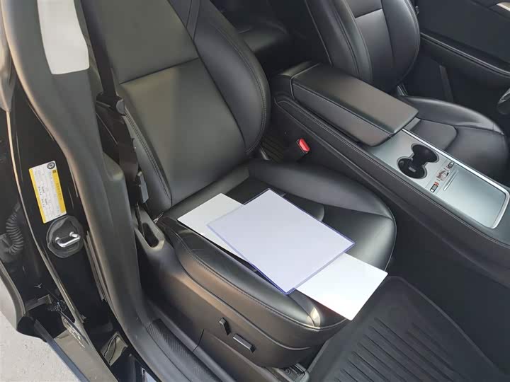 Фото 25 - Tesla Model Y