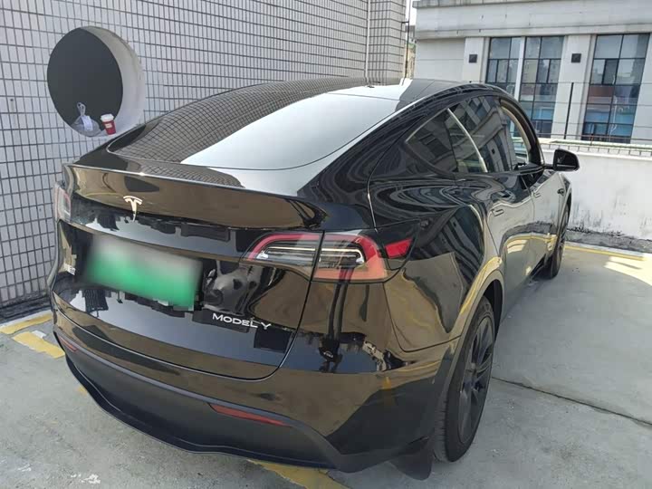 Фото 7 - Tesla Model Y