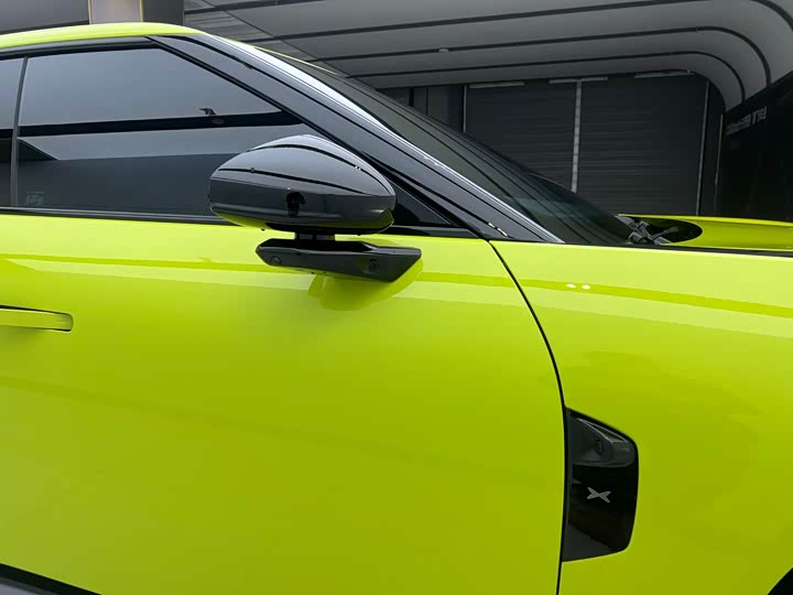 Фото 30 - XPeng P7