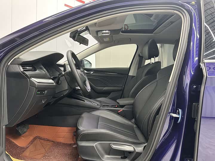 Фото 4 - Skoda Octavia Pro