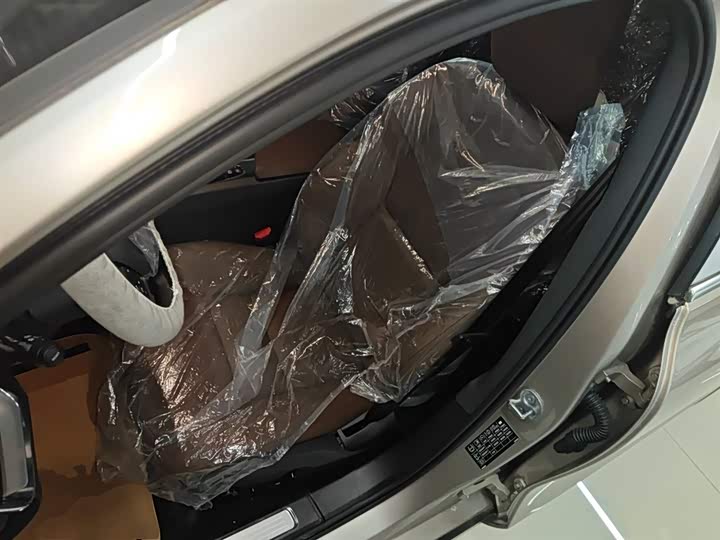 Фото 15 - Volvo S60