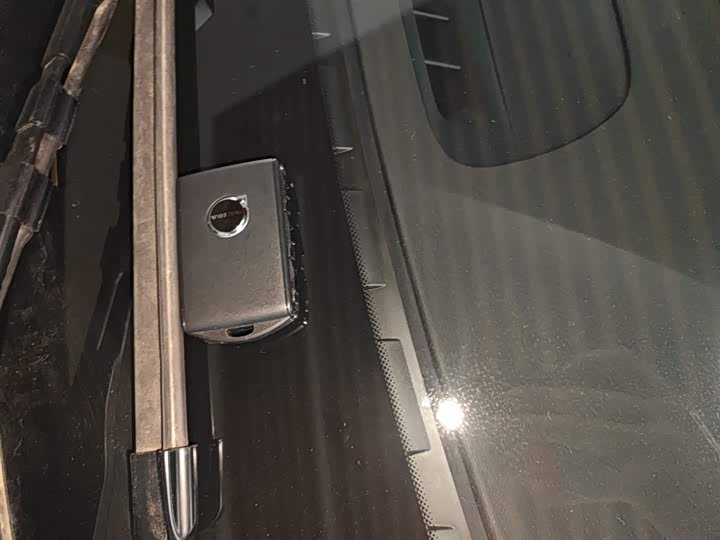 Фото 9 - Volvo S60