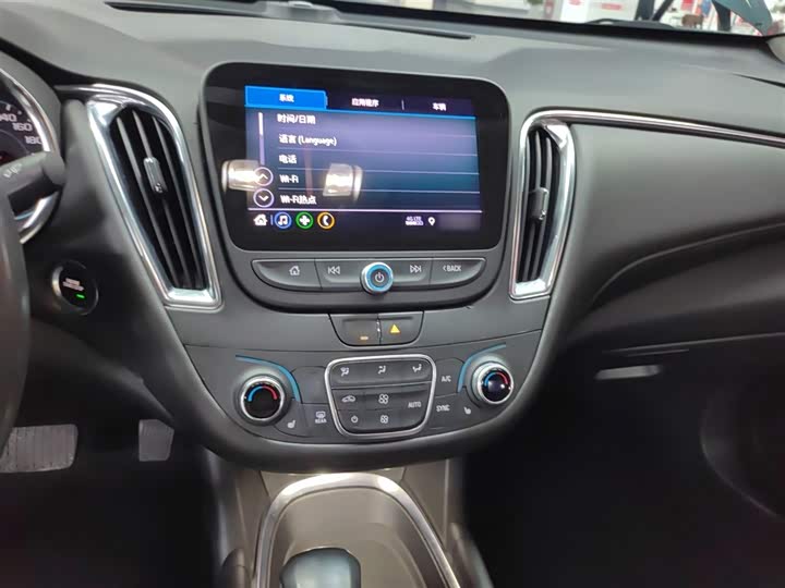 Фото 10 - Chevrolet Malibu XL