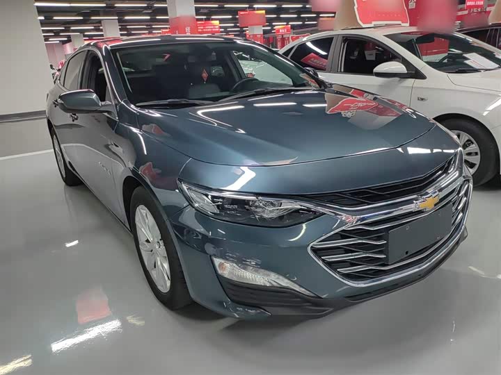 Фото 4 - Chevrolet Malibu XL