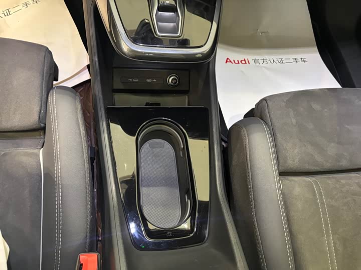 Фото 12 - Audi Q4 e-tron