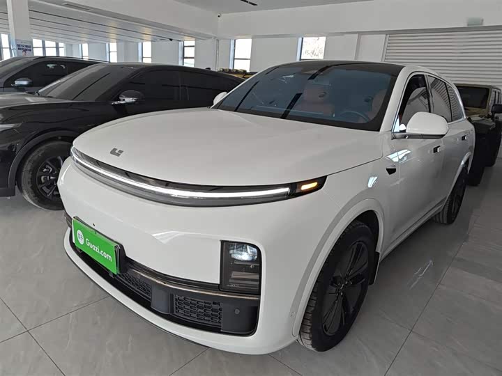 Фото 1 - LiXiang L7