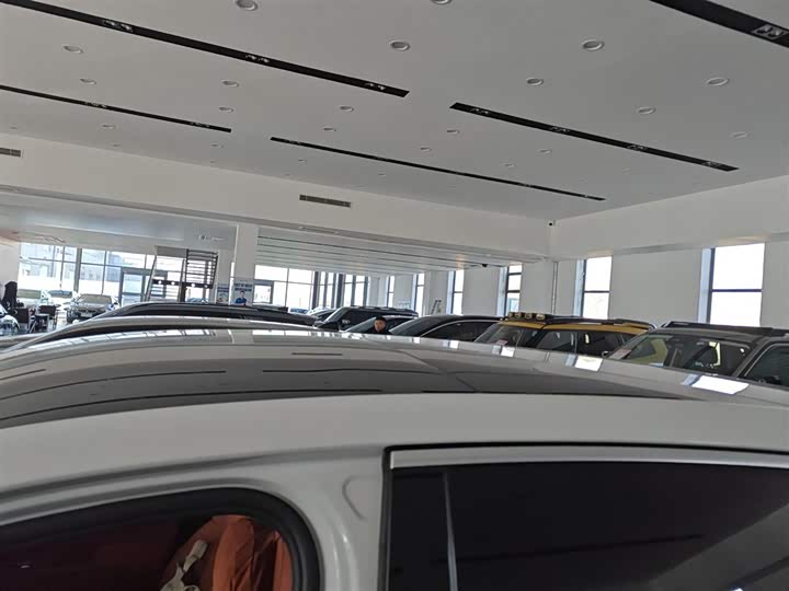 Фото 27 - LiXiang L7