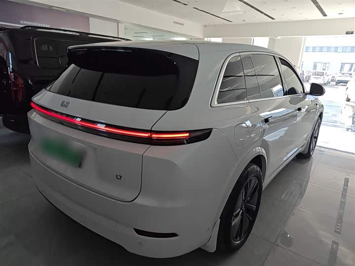 Фото 7 - LiXiang L7