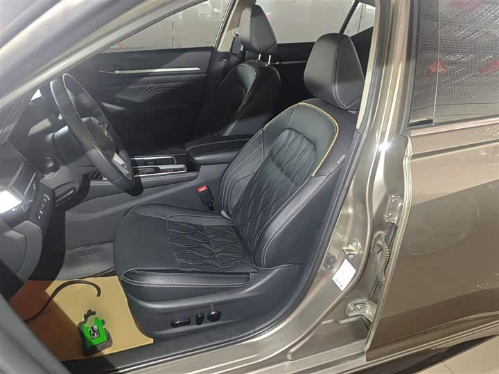 Фото 15 - Nissan Teana