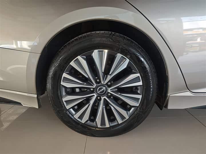 Фото 26 - Nissan Teana