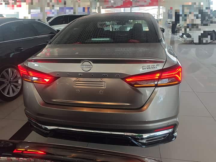 Фото 6 - Nissan Teana