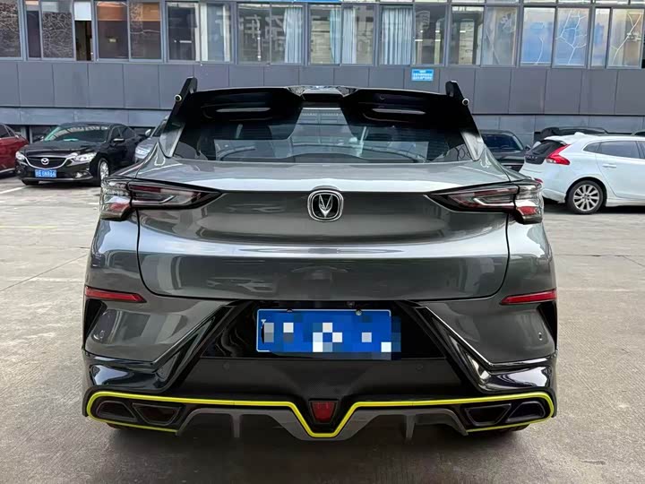 Фото 8 - Changan UNI-T