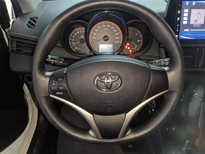 Фото 11 - Toyota Vios FS