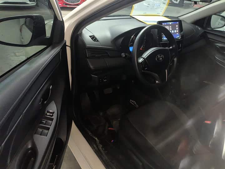 Фото 16 - Toyota Vios FS