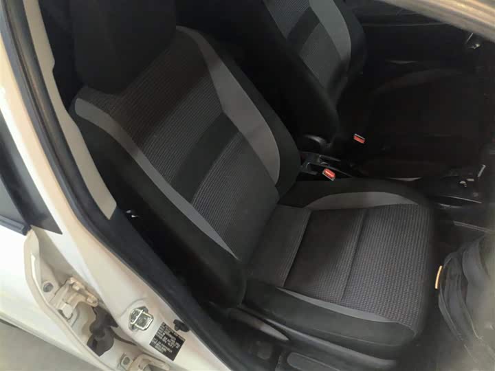 Фото 25 - Toyota Vios FS