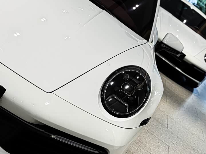 Фото 3 - Porsche 911