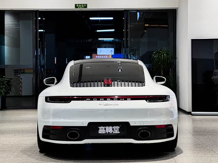 Фото 4 - Porsche 911