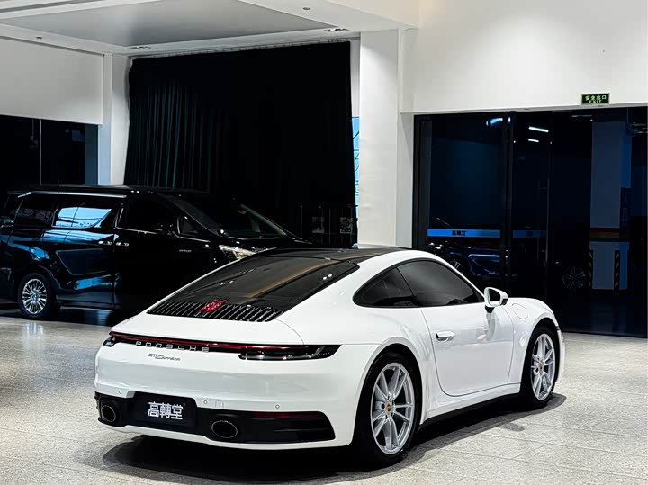 Фото 7 - Porsche 911