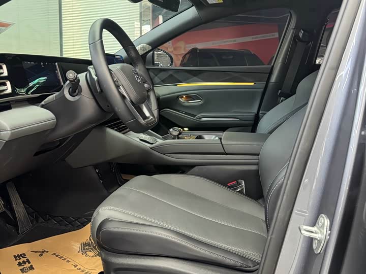 Фото 6 - BYD Qin L