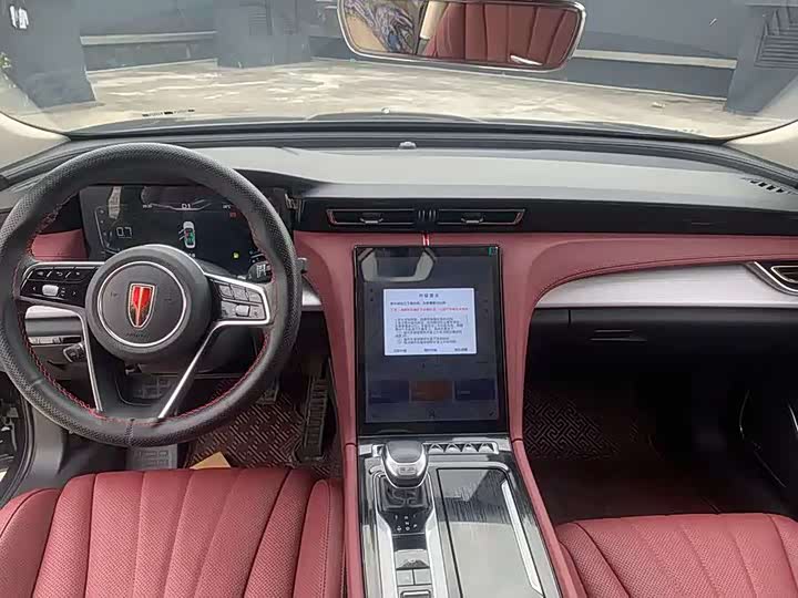 Фото 6 - Hongqi H5