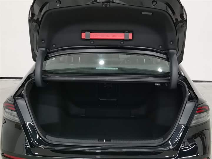 Фото 16 - Honda Accord