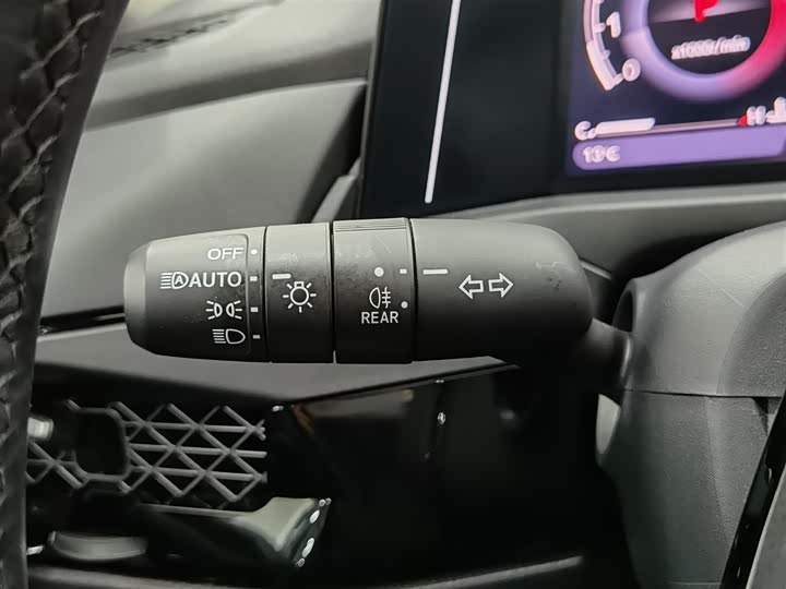 Фото 21 - Honda Accord