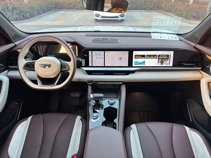 Фото 7 - Geely Monjaro