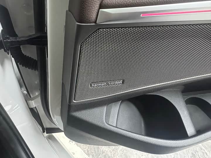 Фото 6 - BMW 3 Series