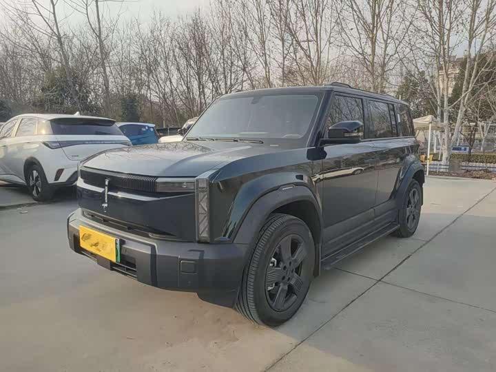 Фото 1 - Chery iCar 03