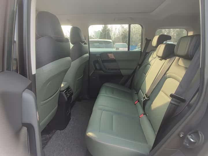 Фото 8 - Chery iCar 03