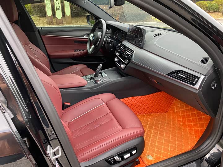 Фото 7 - BMW 5 Series