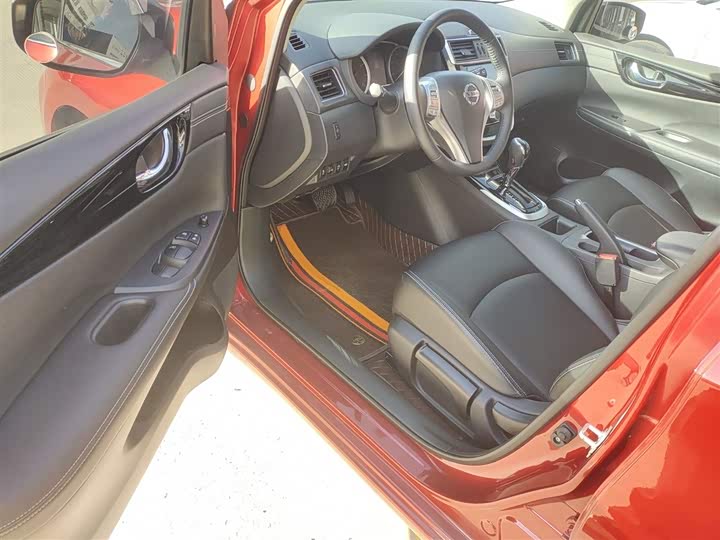 Фото 16 - Nissan Tiida