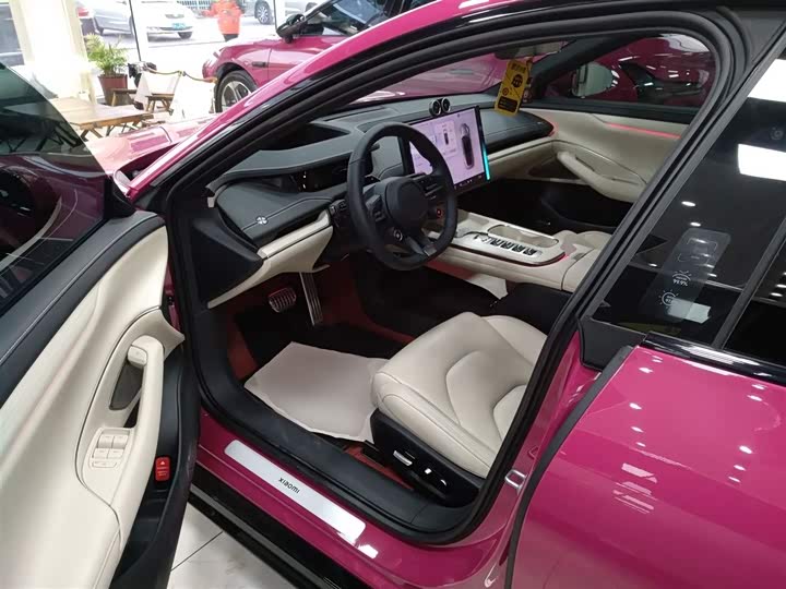 Фото 16 - Xiaomi SU7