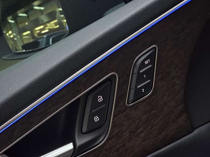 Фото 21 - Audi Q7