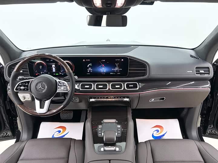 Фото 18 - Mercedes-Benz GLS-Class