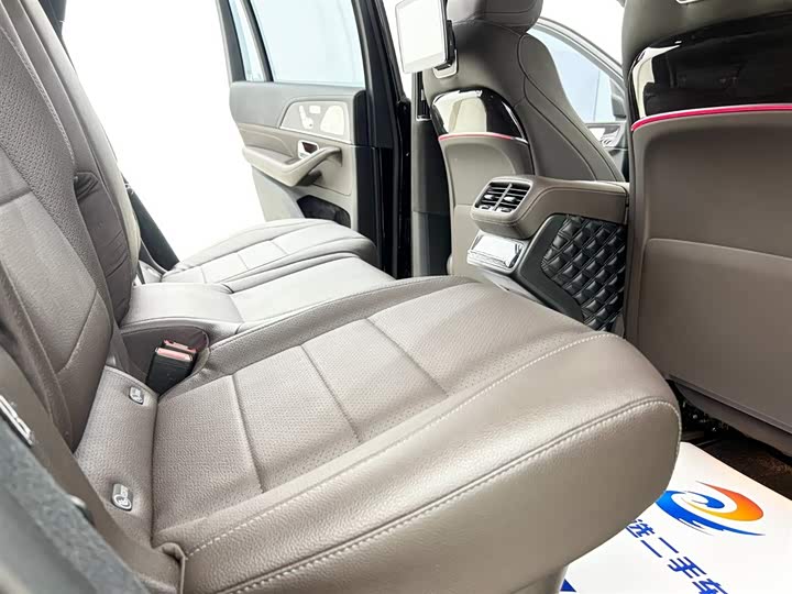 Фото 9 - Mercedes-Benz GLS-Class