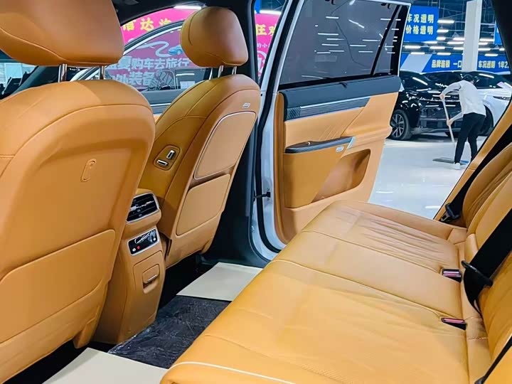 Фото 8 - Dongfeng Yipai eπ 008