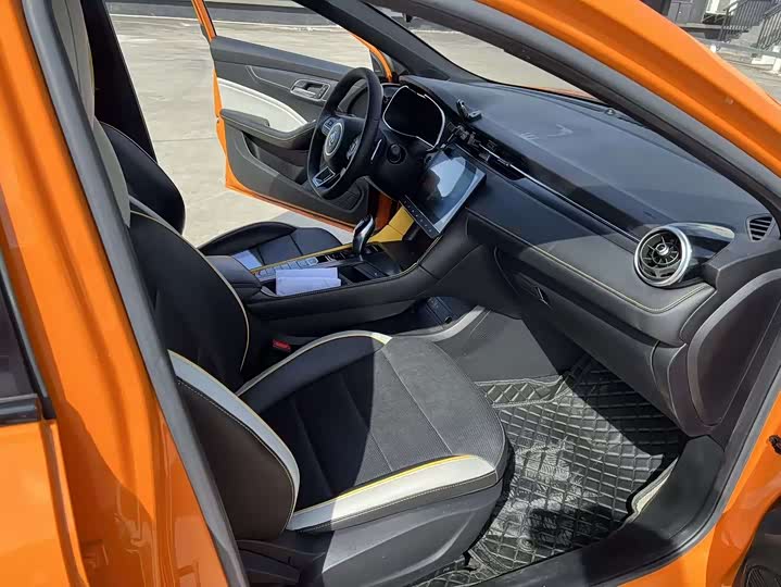 Фото 10 - MG Motor 6