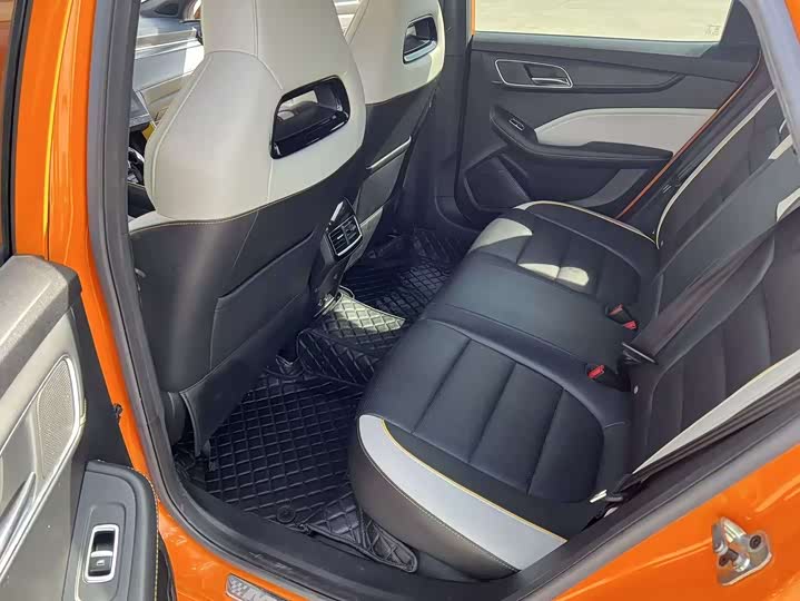 Фото 14 - MG Motor 6