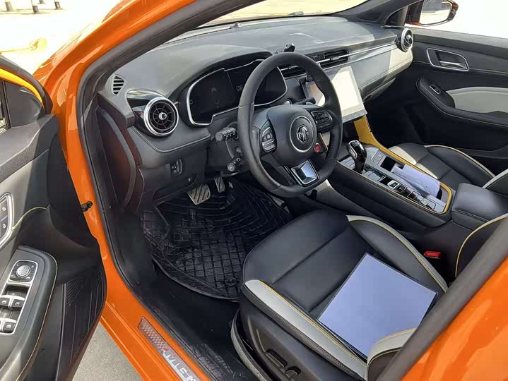 Фото 9 - MG Motor 6