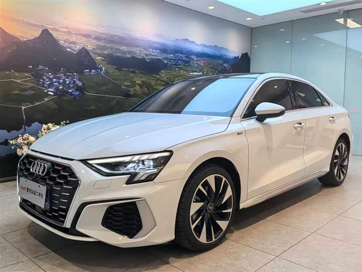 Фото 1 - Audi A3