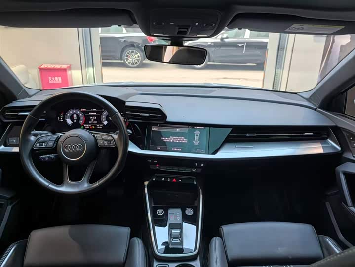 Фото 10 - Audi A3