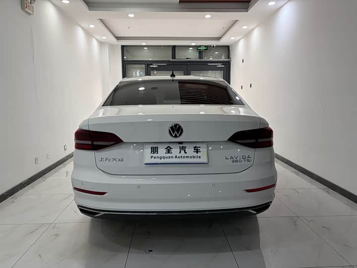 Фото 18 - Volkswagen Lavida