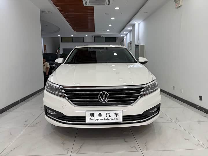 Фото 2 - Volkswagen Lavida