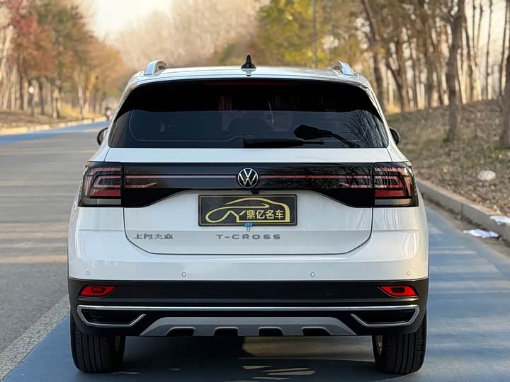 Фото 5 - Volkswagen T-Cross