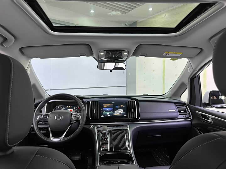 Фото 10 - GAC Trumpchi M8