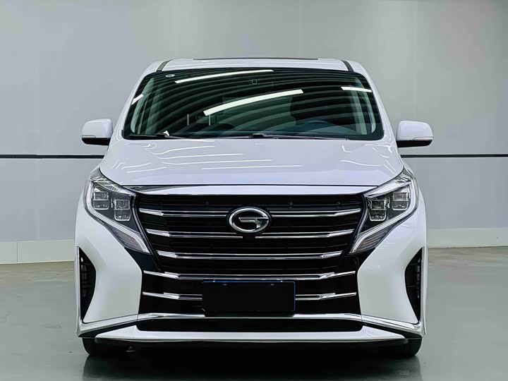 Фото 2 - GAC Trumpchi M8