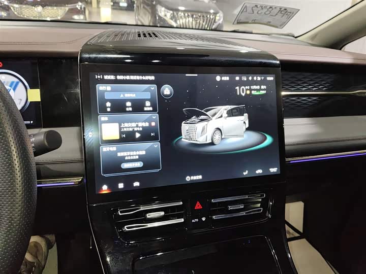 Фото 13 - GAC Trumpchi M8