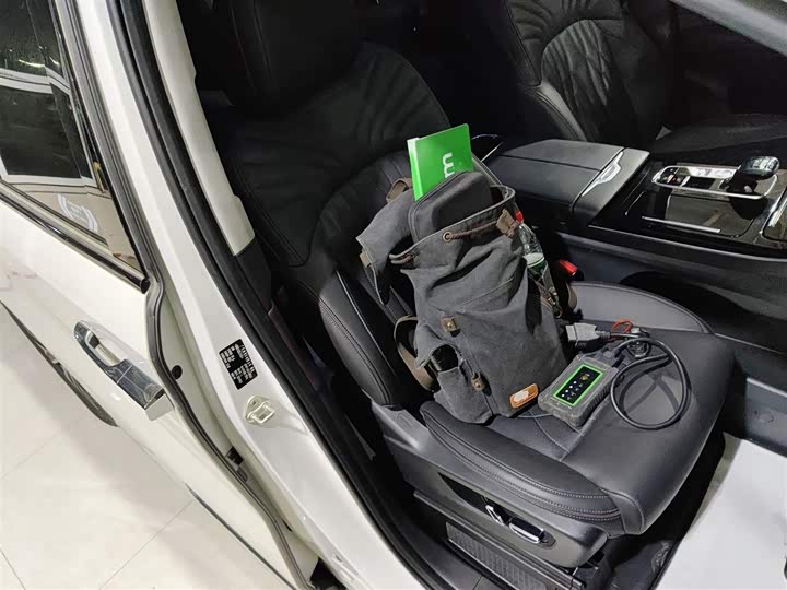 Фото 25 - GAC Trumpchi M8